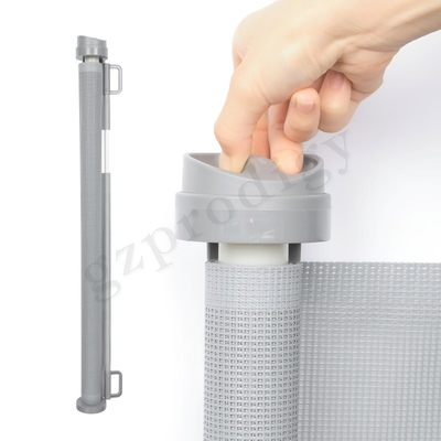 130x87.5x8.5cm 아기 안전문 환경적으로 우호적 ABS+PVC 메쉬